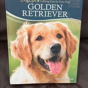 Golden Retriever Care Guide by Susan McCullough
